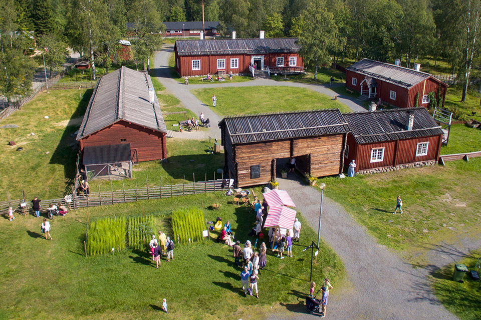 Del av Gammlia friluftsmuseum, flygbild