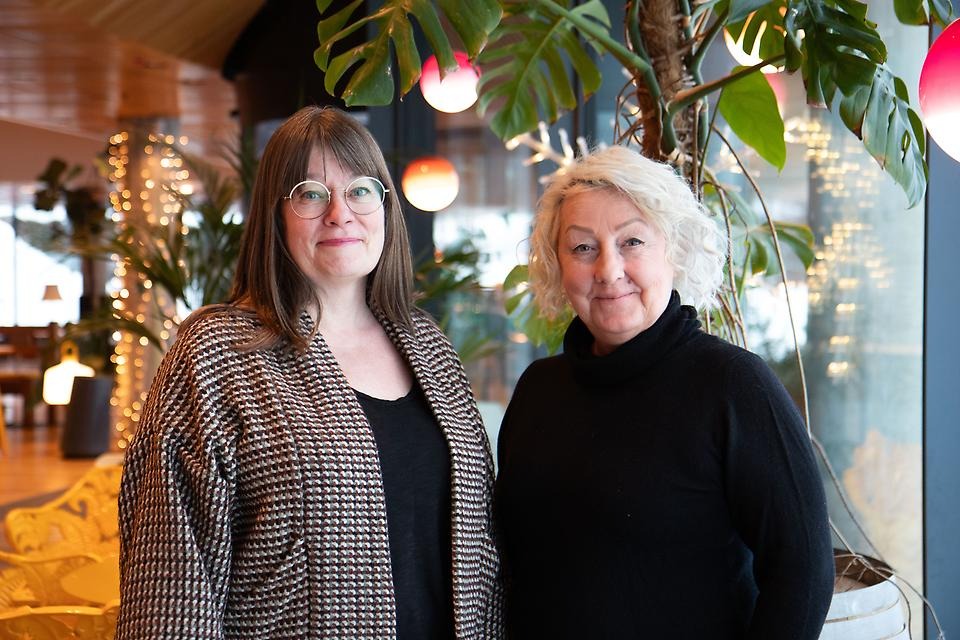 Madelene Edlund och Cecilia Gustafsson är programsamordnare på Kultur för seniorer.